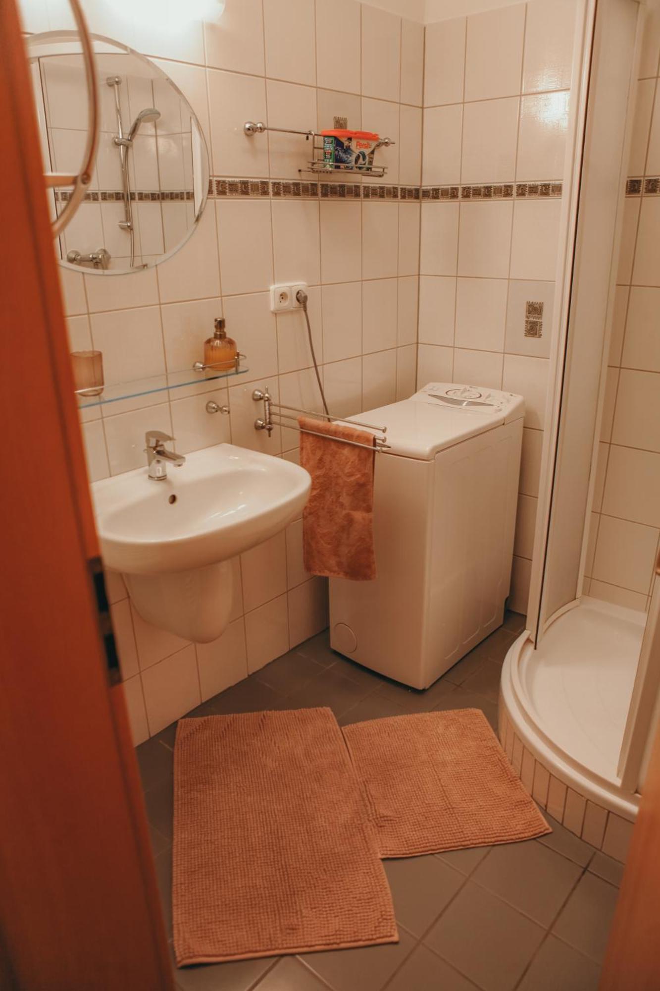 Cozy Apartment In The Heart Of The Historic City Братислава Экстерьер фото